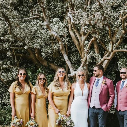 Bride & Groom with bridesmaids and groomsmen